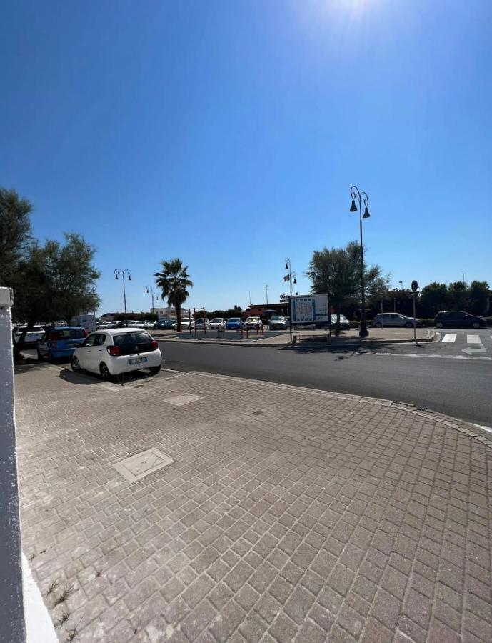 Villa Pisola Fiumicino Airport - Seafront Екстериор снимка